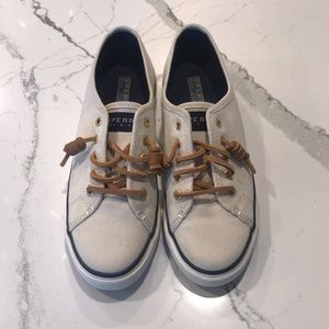 Sperry Sneakers